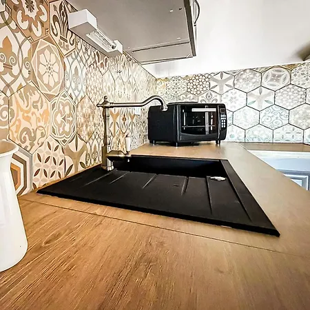 Maison Moderne Avec Terrasse Et Parking Prive Fleury (Aude)